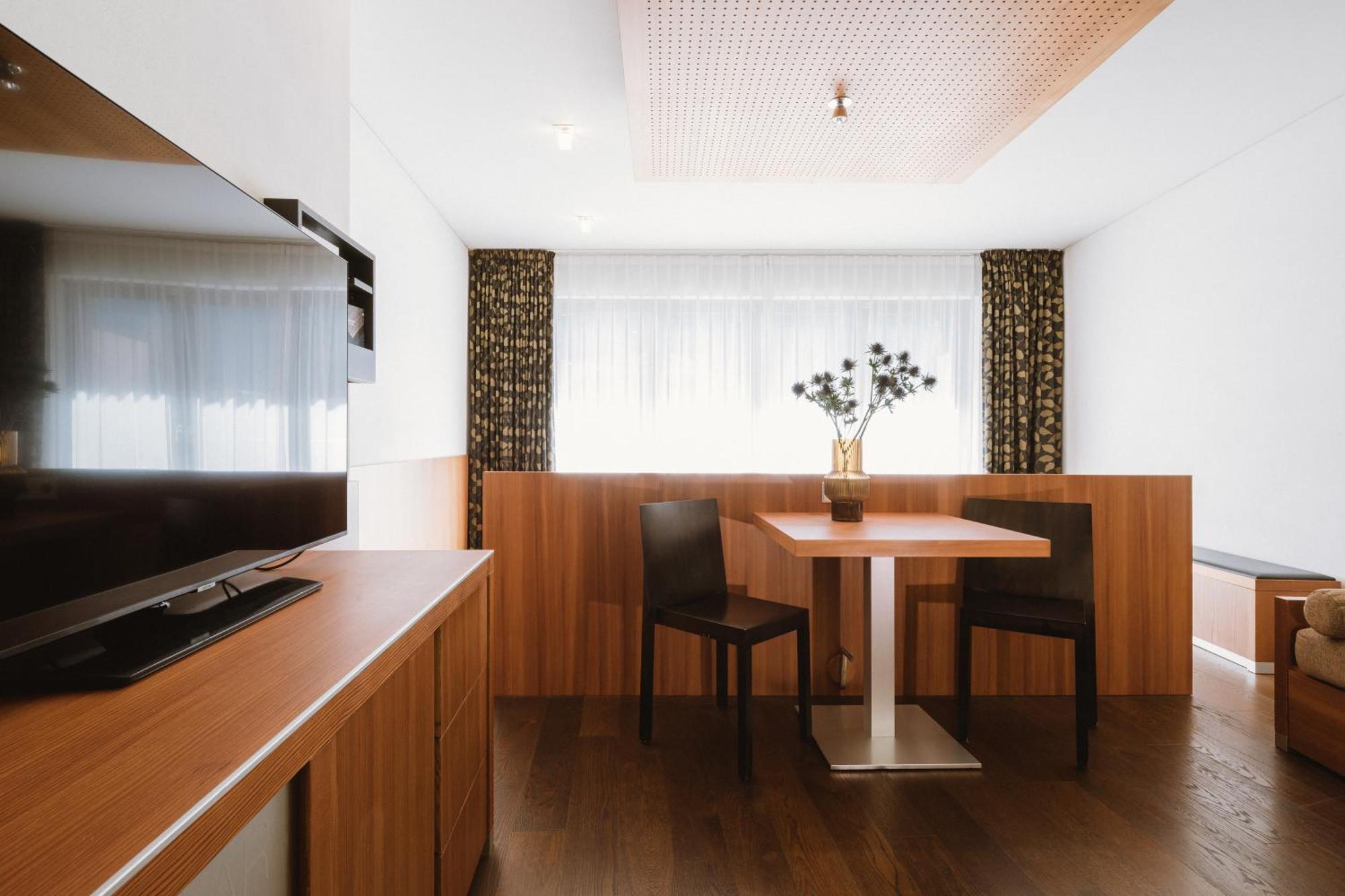 Lindenhof Pure Luxury & Spa Dolcevita Resort Naturns Eksteriør bilde